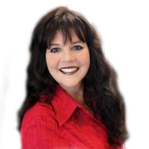 Meet your Posher, Kelli